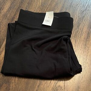 NWT Lou & Grey Black Leggings